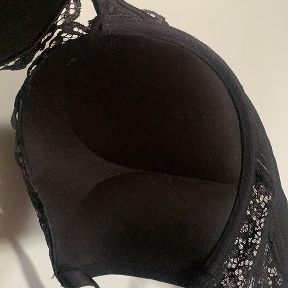 Victoria’s Secret bombshell bra - Picture 8 of 12